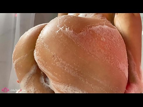 ❤️ Brunette onanerar fittan med vibrator till intensiv orgasm i duschen Sexvideo at sv.tubesexer-com.ru ﹏
